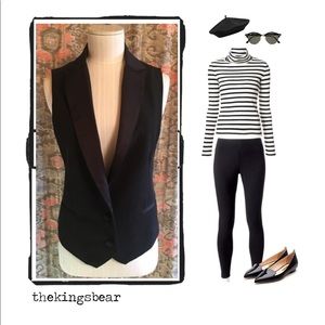 🚺 Forever 21  Tuxedo Vest